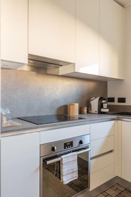 Bezzi Flexyrent A.C. Wifi Apartment Milan Exterior photo